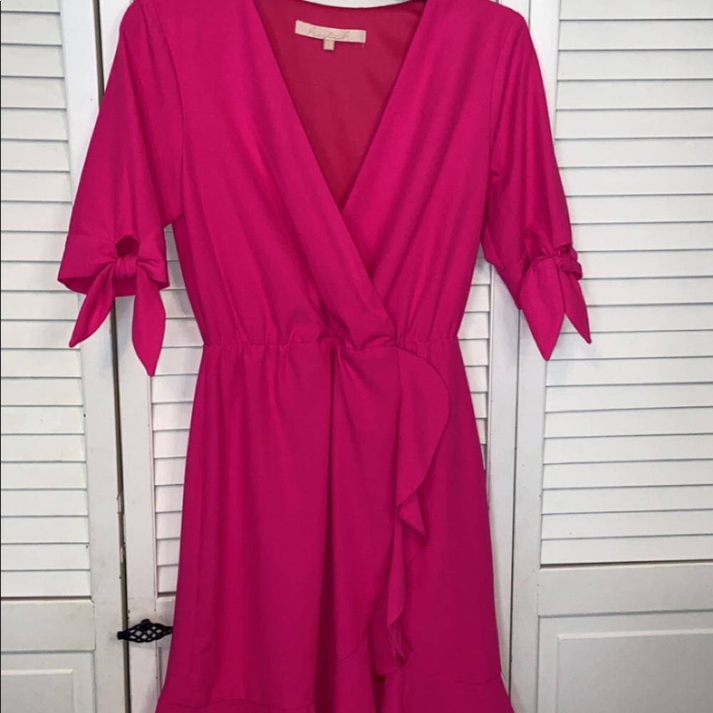 Hot pink dress perfect for an interview or a party